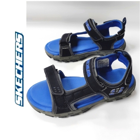 Skechers Other - Skechers Big boys/Junior sandals

Size 6